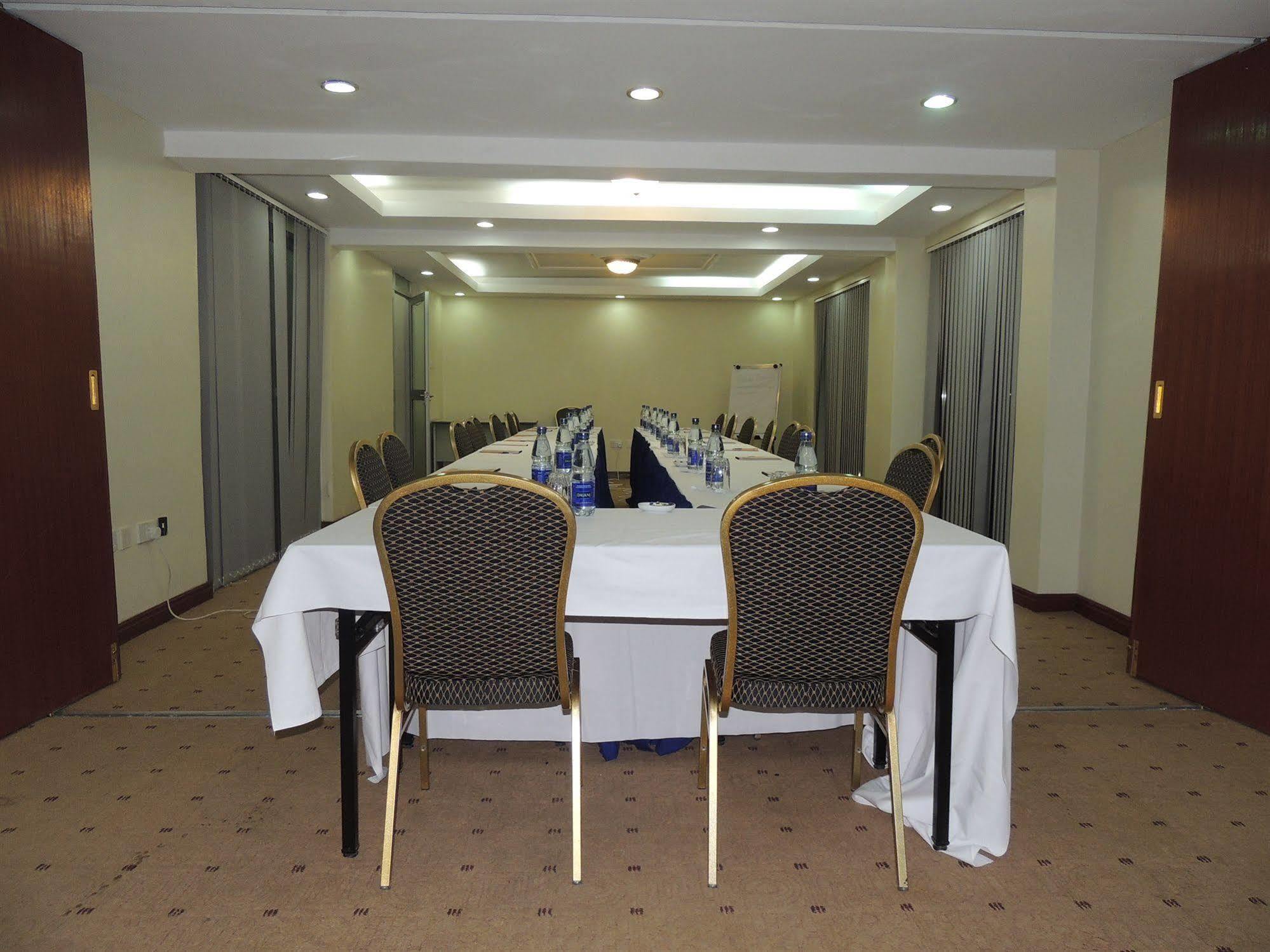Nairobi Upperhill Hotel Extérieur photo